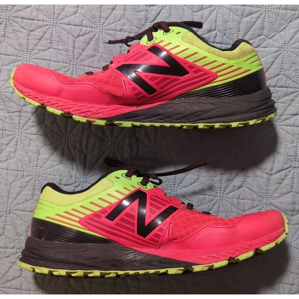 New Balance Men’s MT910v4 Trail Running Sneakers Sz 9.5 Orange Lime Green Vibram